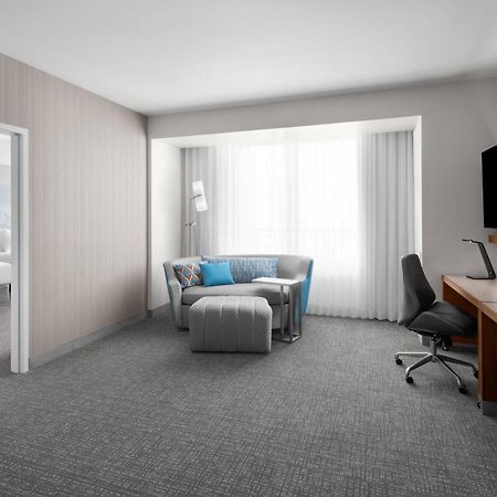 Courtyard By Marriott Clearwater Beach Exteriör bild