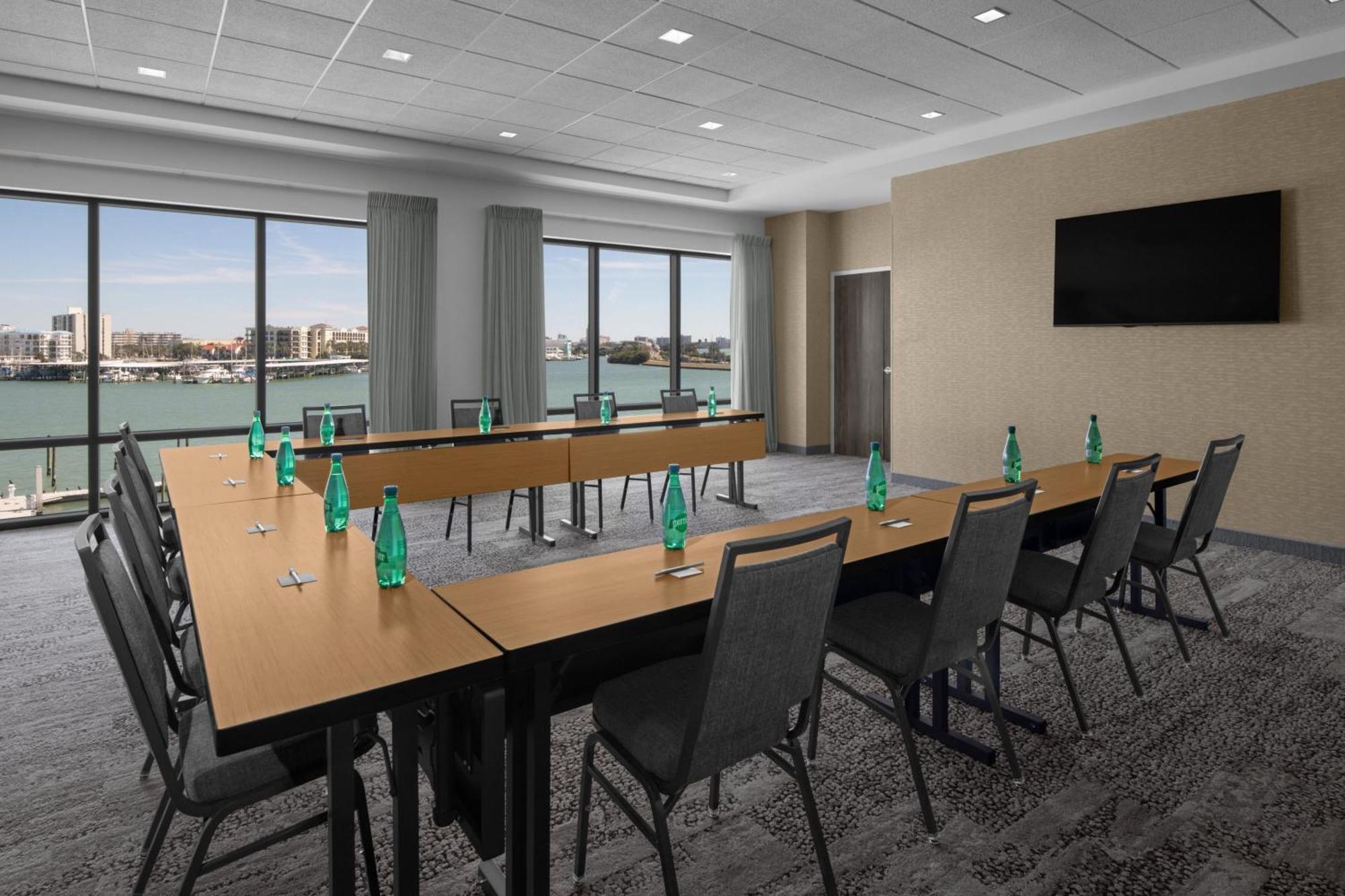 Courtyard By Marriott Clearwater Beach Exteriör bild