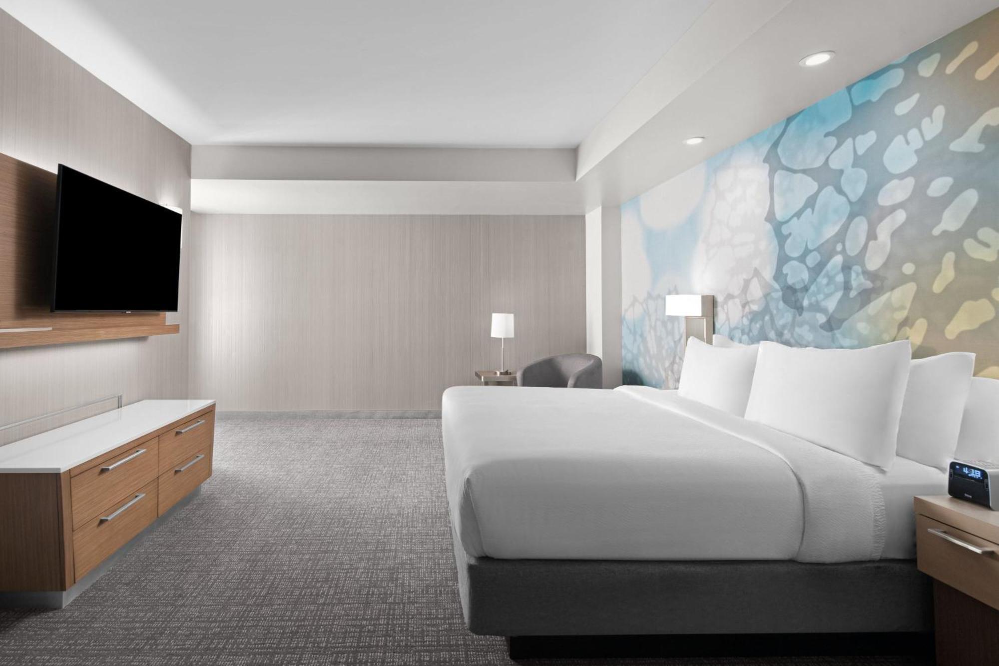 Courtyard By Marriott Clearwater Beach Exteriör bild