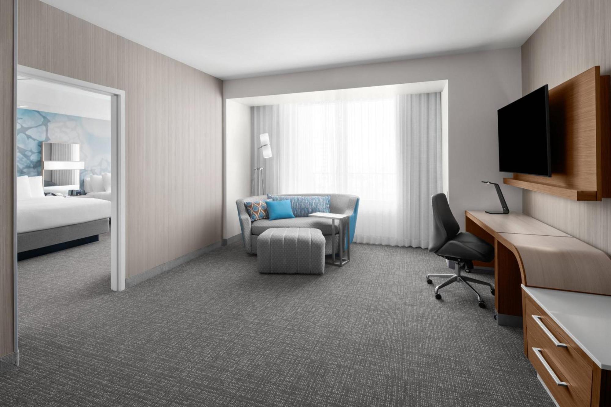 Courtyard By Marriott Clearwater Beach Exteriör bild