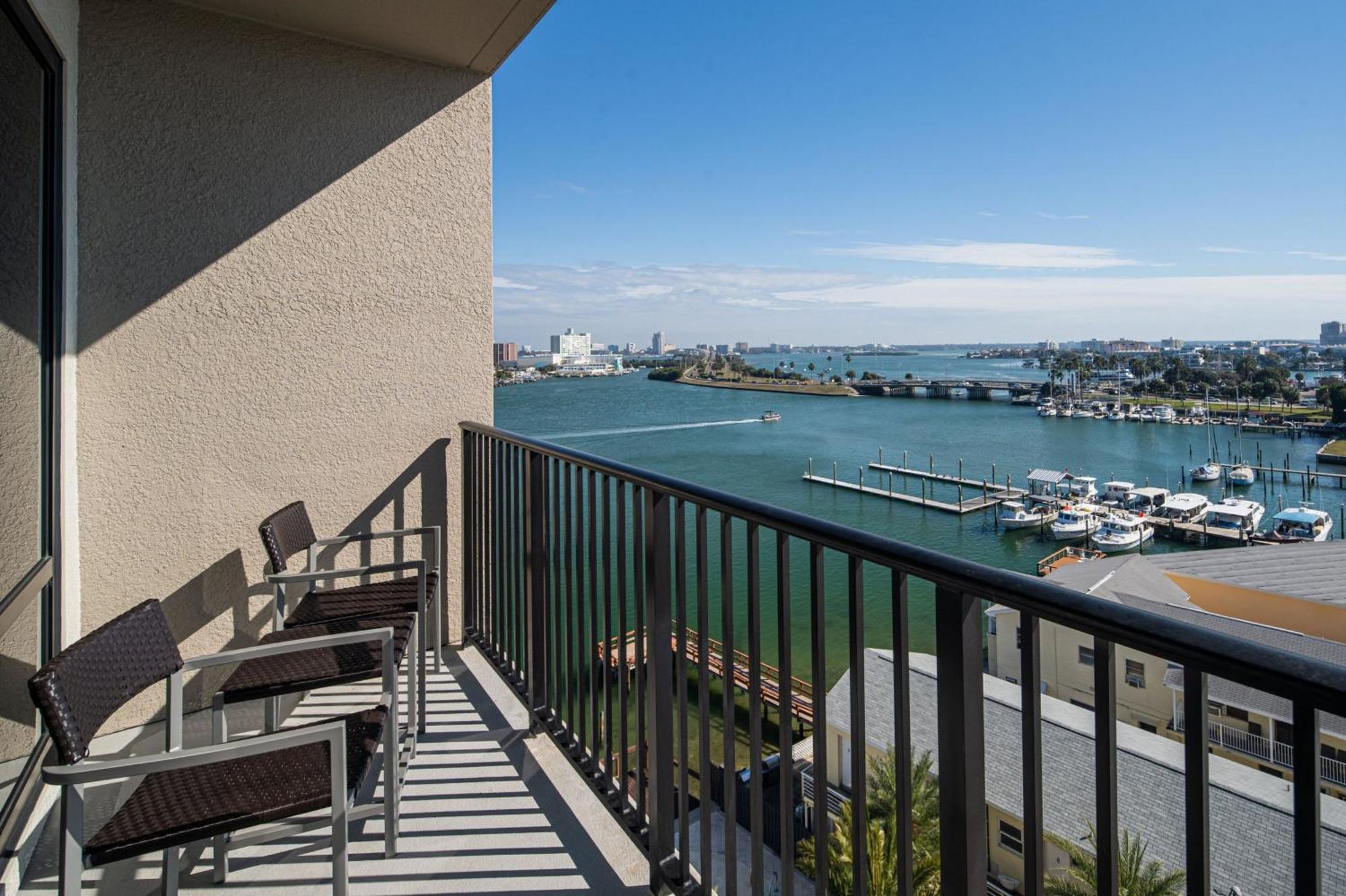 Courtyard By Marriott Clearwater Beach Exteriör bild