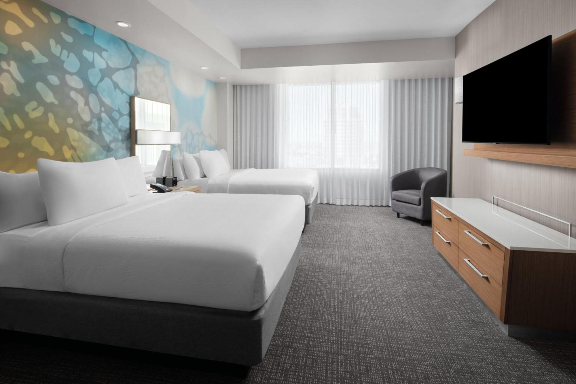 Courtyard By Marriott Clearwater Beach Exteriör bild